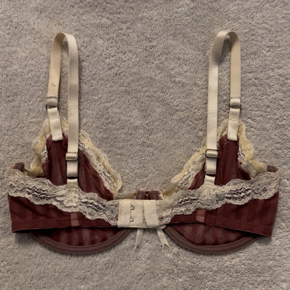 *RARE* Elle Macpherson Sheer Cerise Stripe Unlined Underwire Bra - Picture 8 of 11